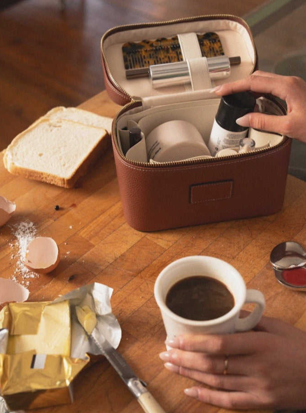 Aurellia™ Grande Double-Layer Makeup Case